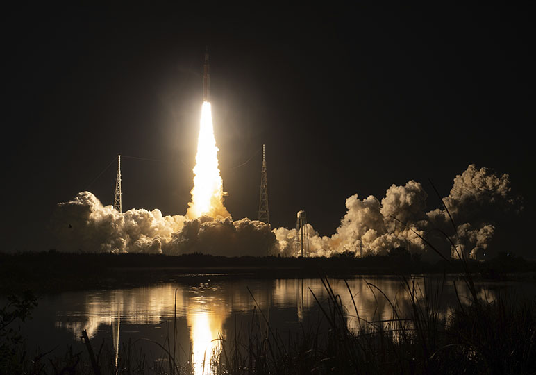 Image credit: NASA Artemis SLS launch 
